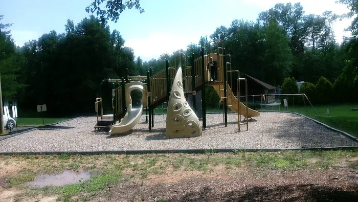 Lake Reidsville Park Picture 3