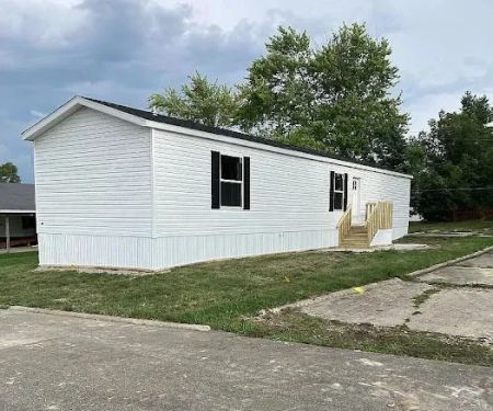 Prairie View Acres (MH & RV Park)
