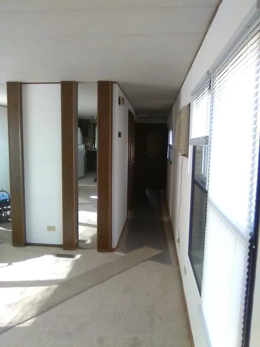 Paradise Valley Mobile Home Park Picture 5