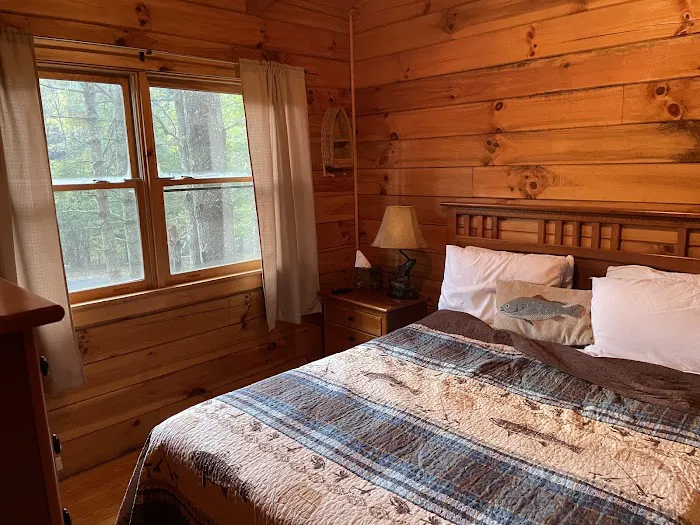 Chestnut Creek Cabins Picture 1