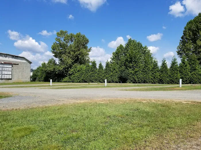 Old Cranks RV Park & Campground Picture 5