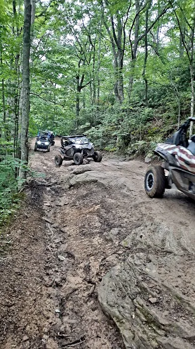 Hilltop Escape Atv Campground & Cabins Picture 2