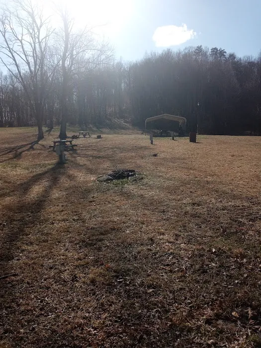 Midland Trail Campground Picture 10
