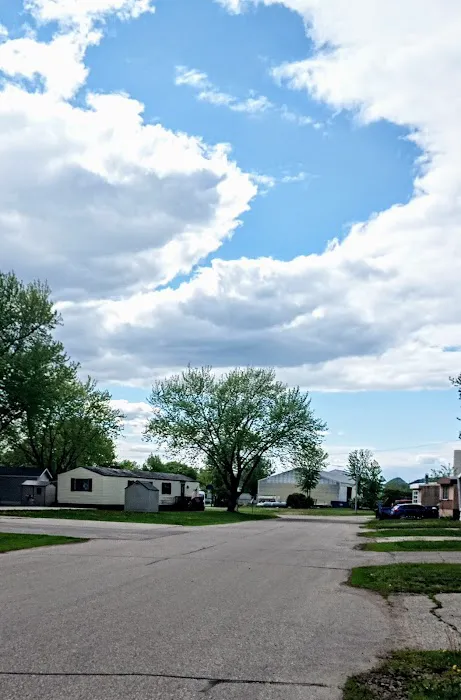 Maplewood Manufactured Home Community Picture 7