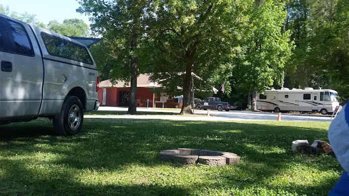 White Oak River Campground Picture 2