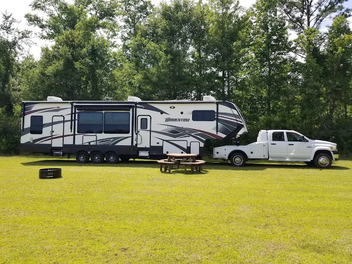 Dogwood Family Campground Picture 8