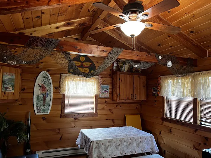 Rustic Knolls Campsites and Cabins Picture 4