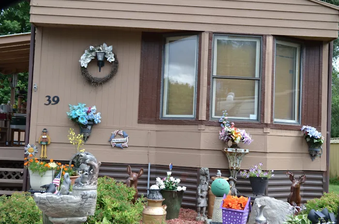 Hastings Terrace Mobile Home and RV Park Picture 5
