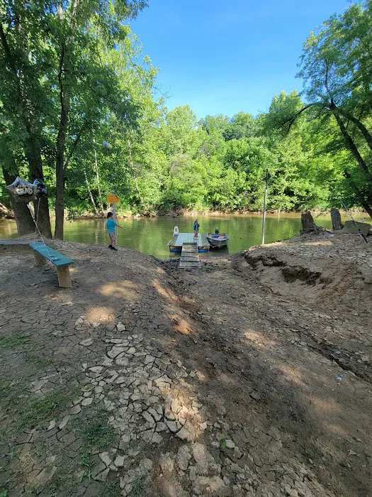 Coonskin Camp 218 Picture 3