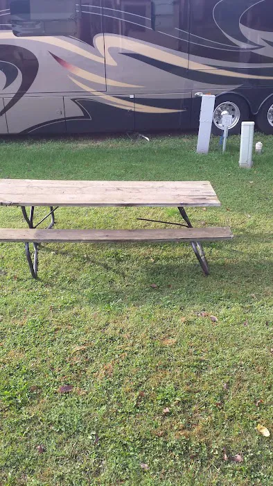 Tilly's American Travelers Rv Park Picture 7