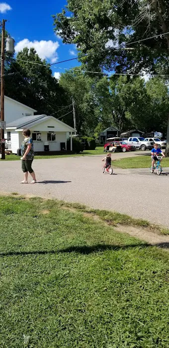River's Edge Campground Picture 10