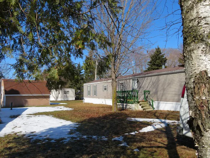 Cherry Estates Mobile Home Park Picture 2
