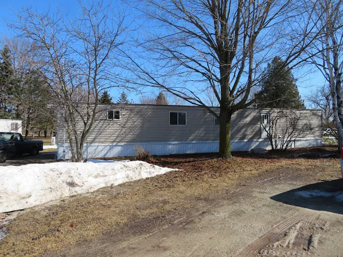 Cherry Estates Mobile Home Park Picture 1