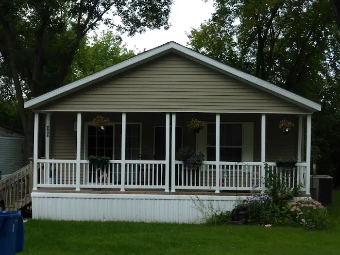 Skyline Village Manufactured Home Community Picture 2