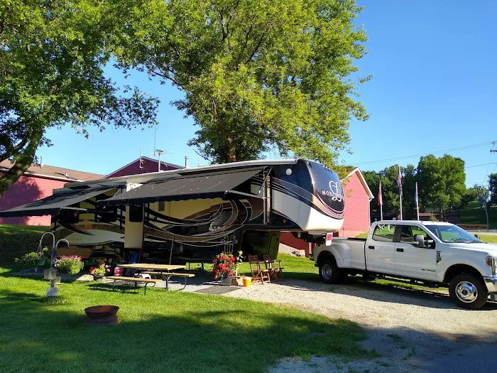 Stussy RV Park Picture 6