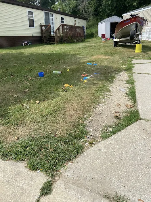 Willow Ridge Mobile Home Park Picture 3