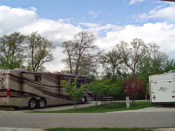 Autumn Woods RV Park Picture 9