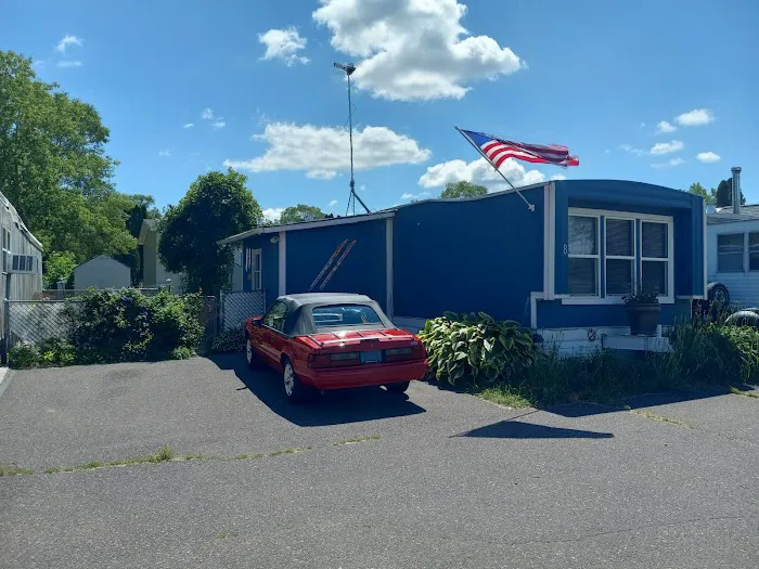 St. Croix Meadows Mobile Home Community Picture 9