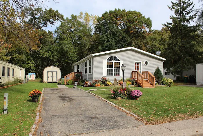 Cedar Knolls Picture 3