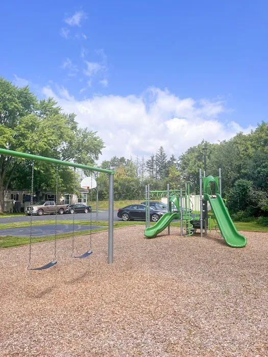 Connelly's Mobile Home Park Picture 4