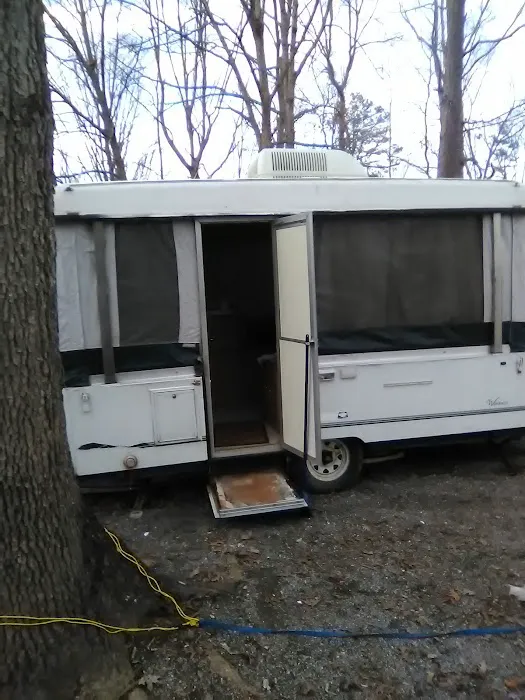Pop & Moms Campground Picture 3