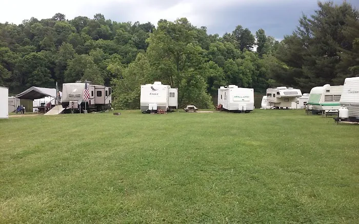 River Views Campground Picture 4