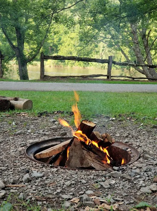 New River Campground and Canoe Picture 3
