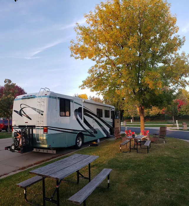 Dakotah Meadows RV Park Picture 8