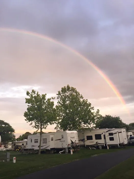 Emerald Isle RV Resort Picture 6