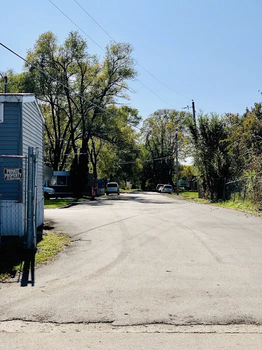 Radio City Mobile Home Park Picture 3