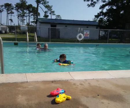 Cedar Creek Campground Marina