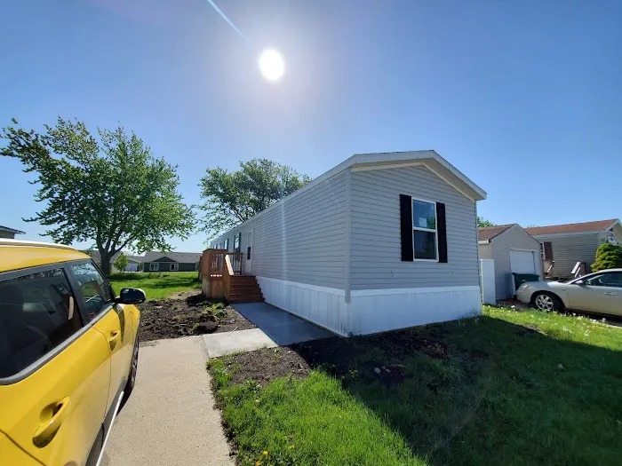 New Horizons Mobile Home Community Picture 2