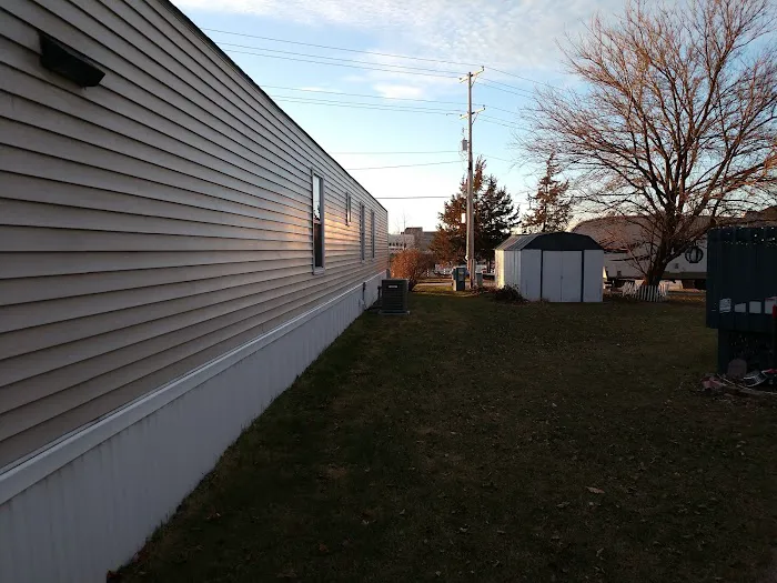 Old Orchard Mobile Home Park Picture 8