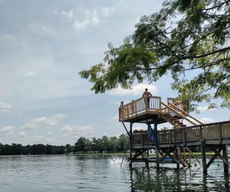 Lake Leamon