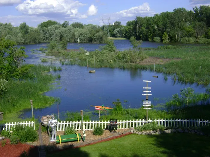 Riverview Terrace Mobile Home Park Picture 2