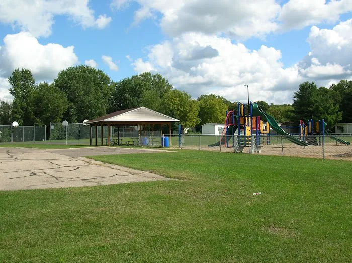 Valley Green Mobile Homes Park Picture 5