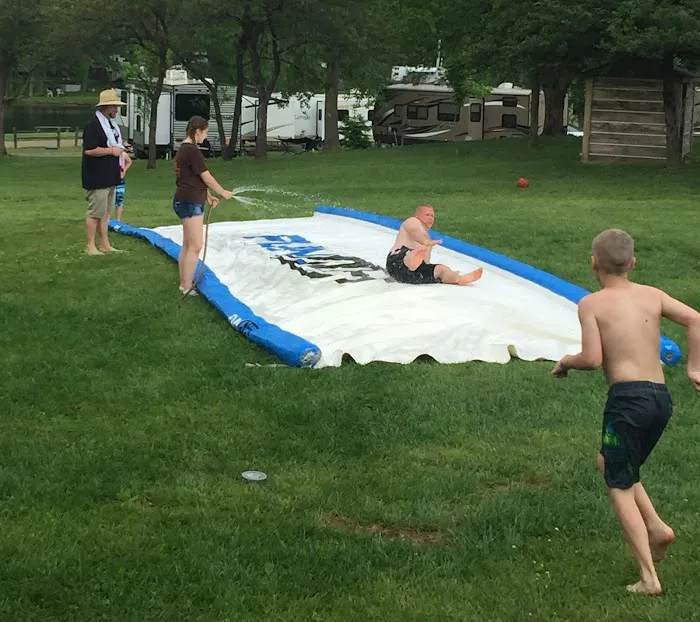 Sunbury / Columbus North KOA Holiday Picture 10