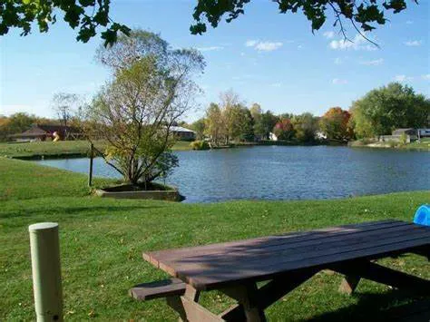 Hidden Lake Gems Camping Spot Located in Mt. Gilead Ohio Picture 4