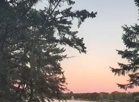 Hillcrest Park & Marina