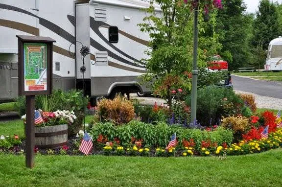 Cross Creek Camping Resort Picture 9
