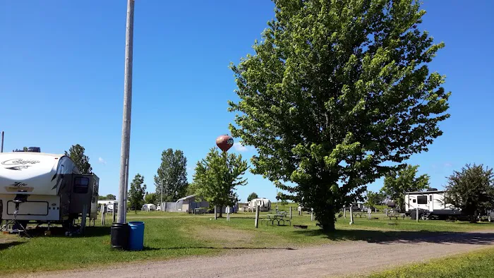 Turtle Lake RV Park Picture 9