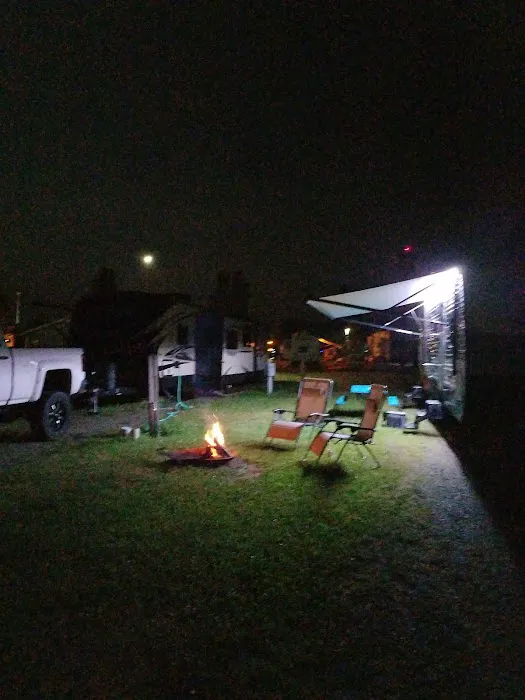 Turtle Lake RV Park Picture 8