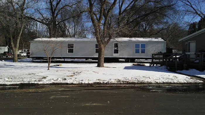 Lime Valley Mobile Home Park Picture 4