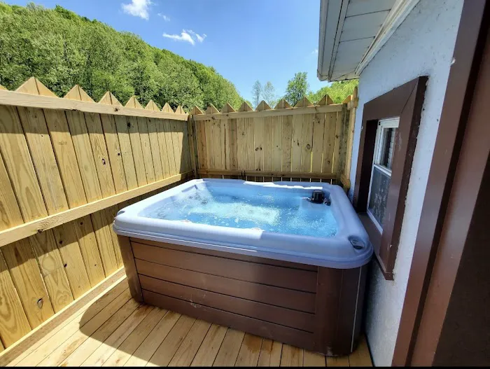 Quick Accommodations, Tours & More Picture 1