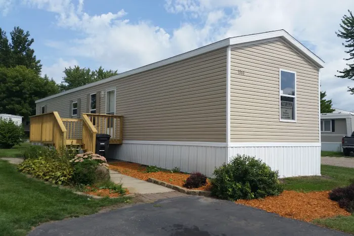 Southhaven Manufactured Home Community Picture 7