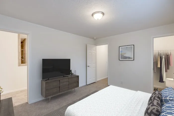 Camelot Estates Mobile Home Community Picture 3