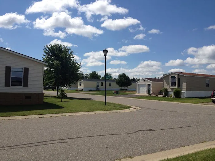 Avalon Estates Mobile Home Community Picture 7