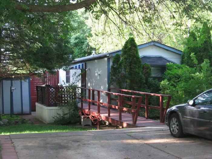 Belle Plaine Manufactured Home Community Picture 4
