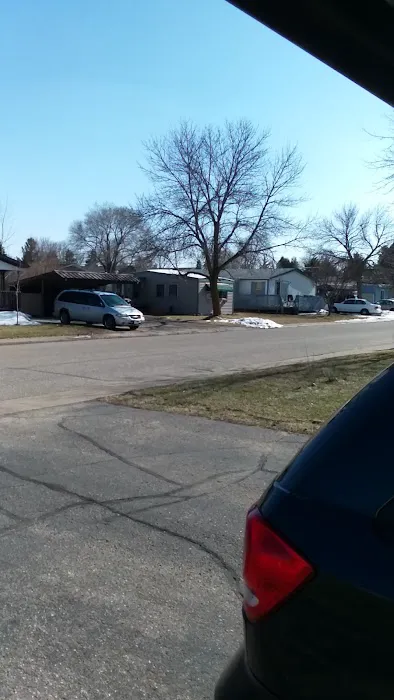 Riverbend Manufactured Home Park Picture 2