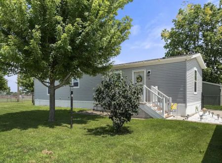Earlham Mobile Home Community